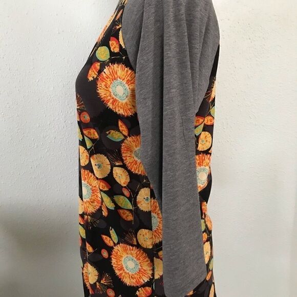 LuLaRoe Randy Baseball Tee - Picture 2 of 5